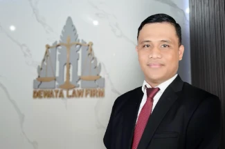 DR.(c) Benny Hariyono, S.H., M.H